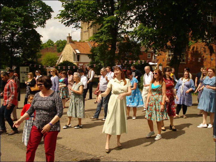 Dancers in Lincoln