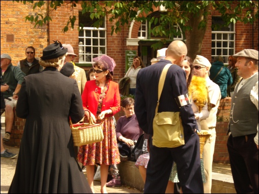 Dancers in Lincoln